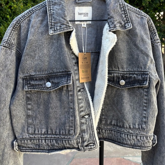 Kensie Jackets & Blazers - NWT Kensie Jean Jacket Denim Charcoal Cropped Sherpa Trim Size Medium Indie Y2K